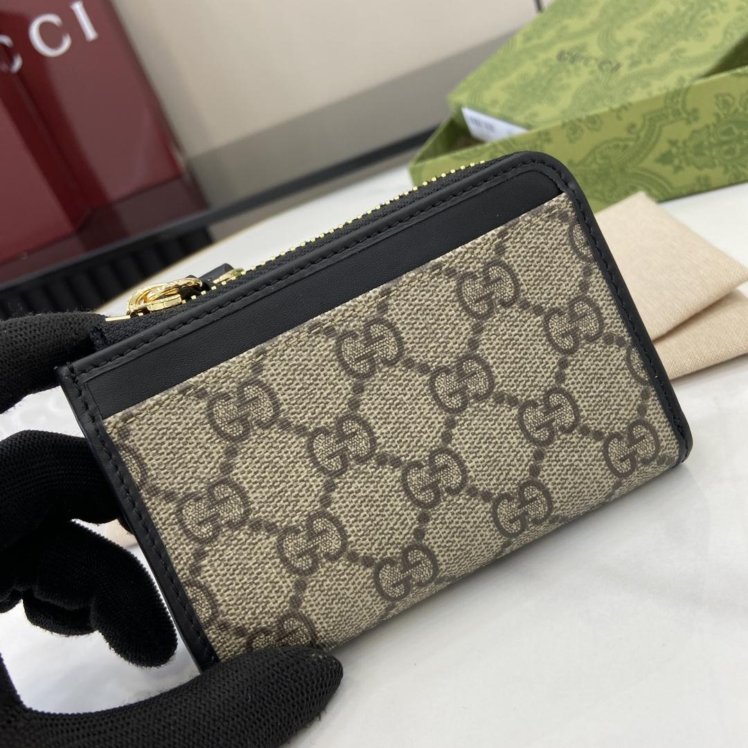 Gucci GG Emblem Zip Card Case - DesignerGu