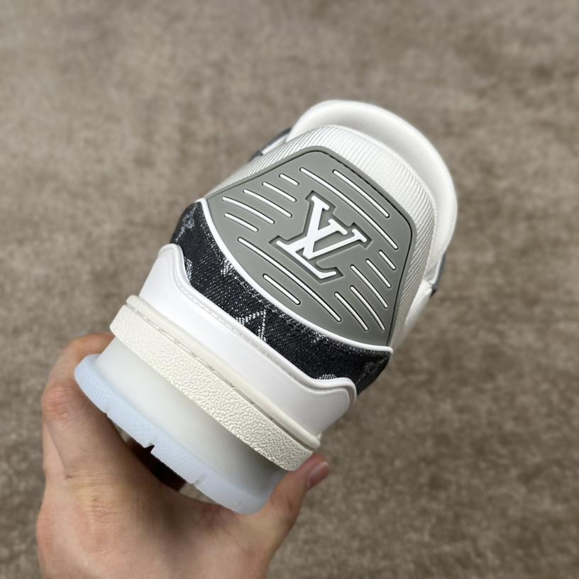 Louis Vuitton LV Trainer Sneaker  1ADHIG - DesignerGu