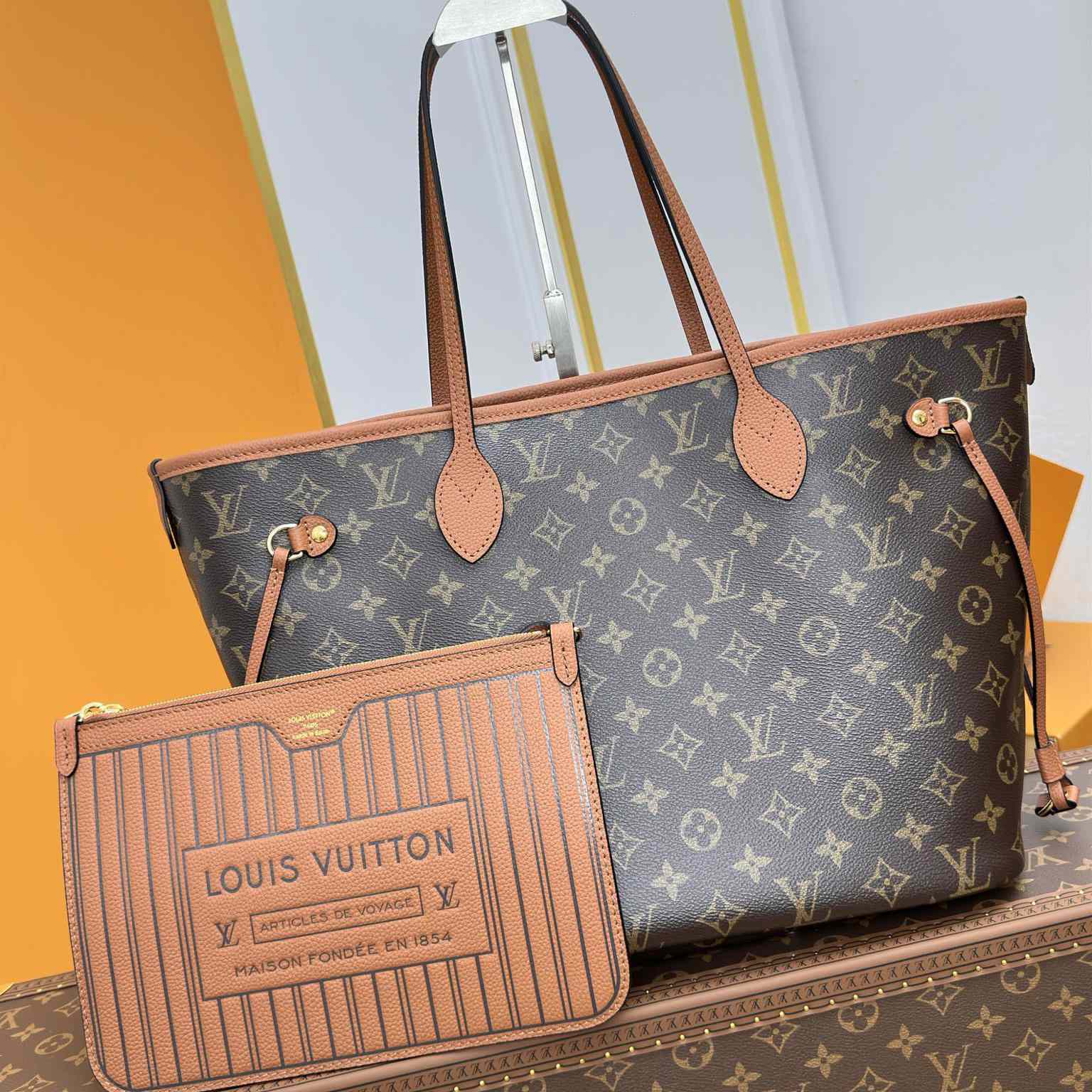 Louis Vuitton Neverfull Inside Out MM   M12061 - DesignerGu