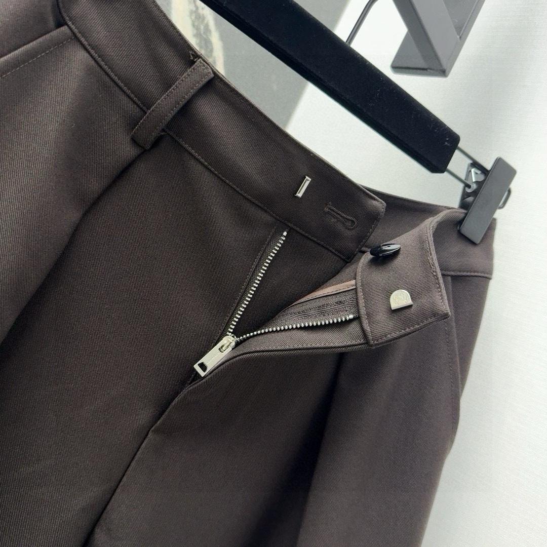 Burberry Wool Cargo Trousers - DesignerGu