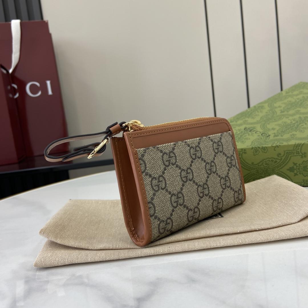 Gucci GG Emblem Zip Card Case - DesignerGu