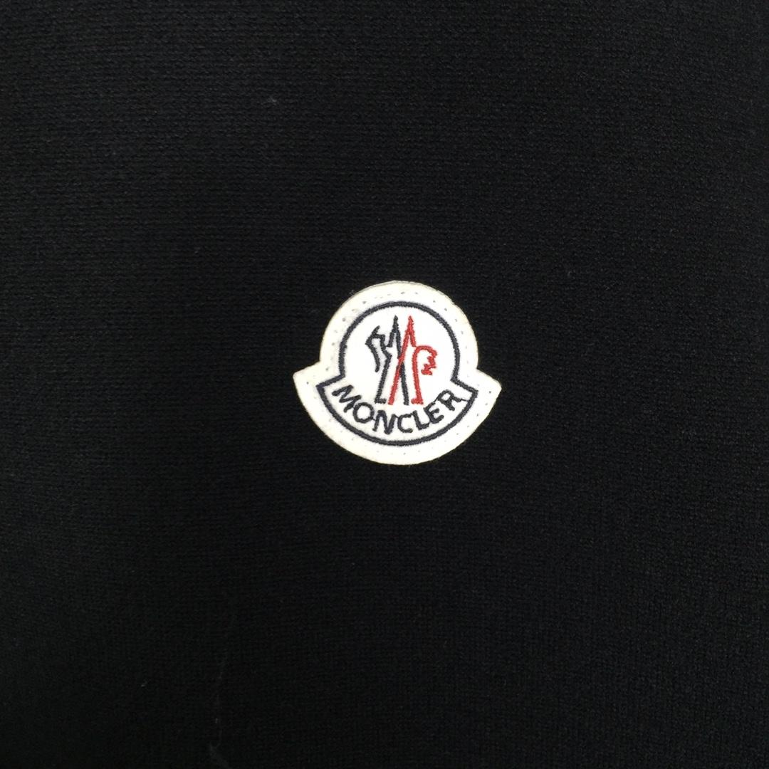 Moncler Logo Sweater - DesignerGu