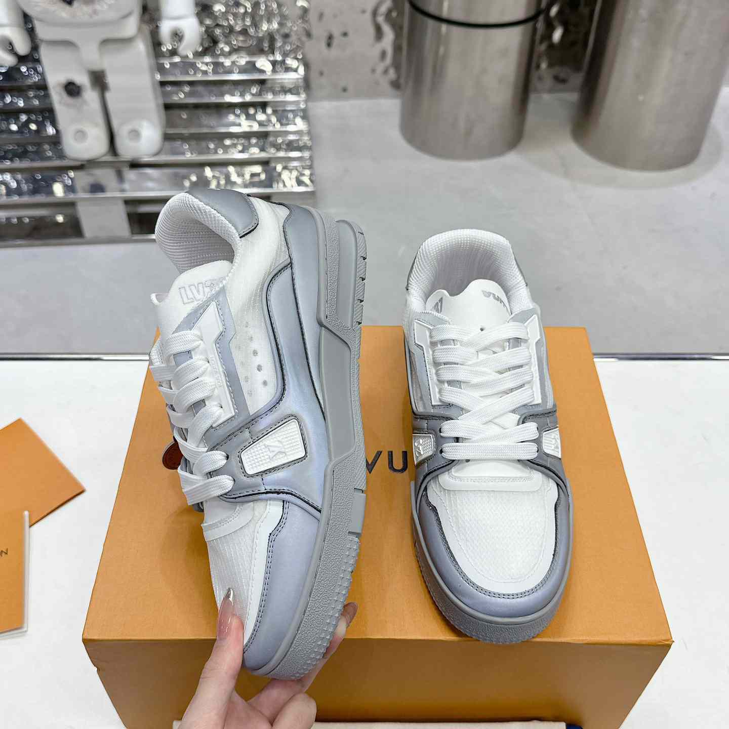 Louis Vuitton LV Trainer Sneaker   1AD6TY - DesignerGu