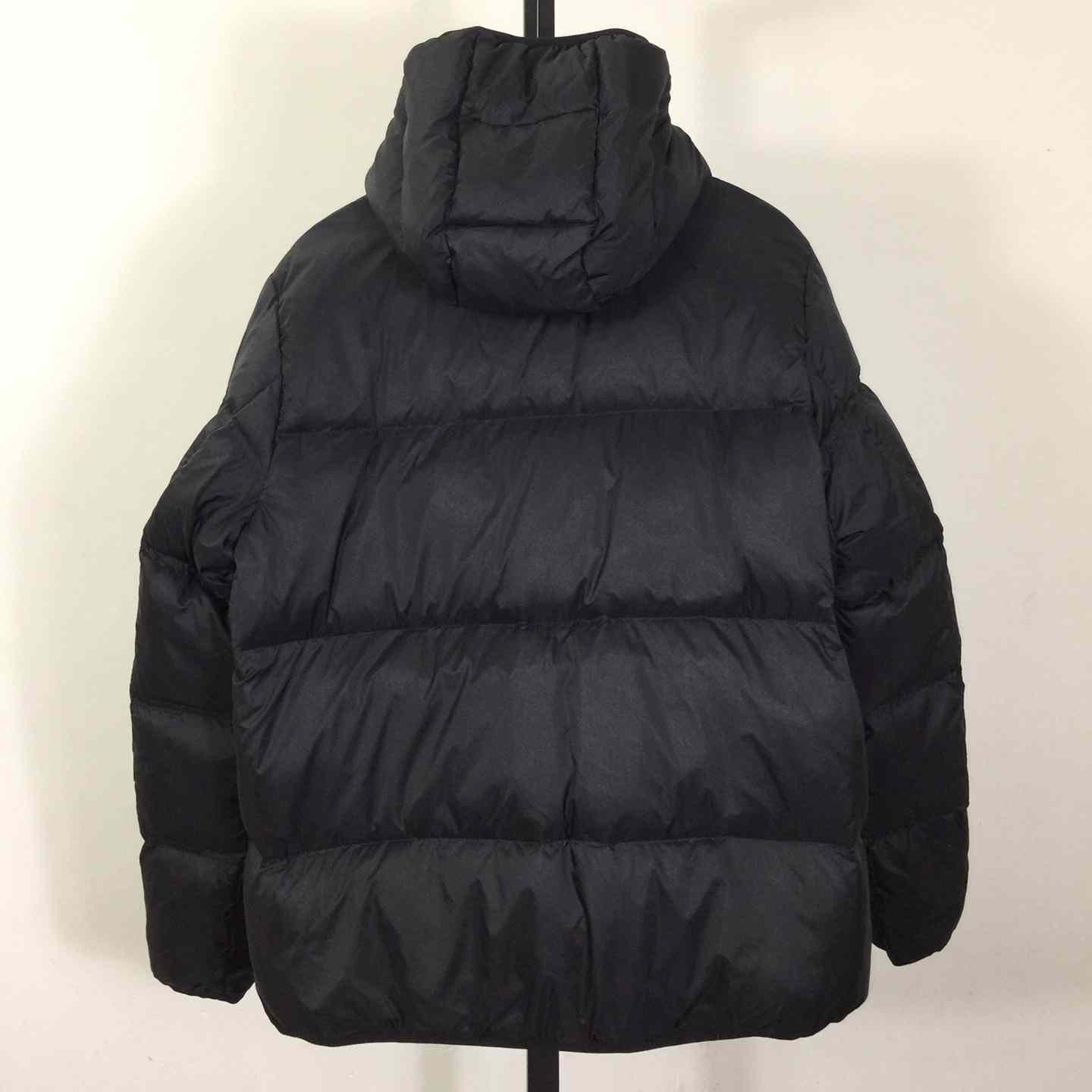 Moncler Masac Short Down Jacket - DesignerGu