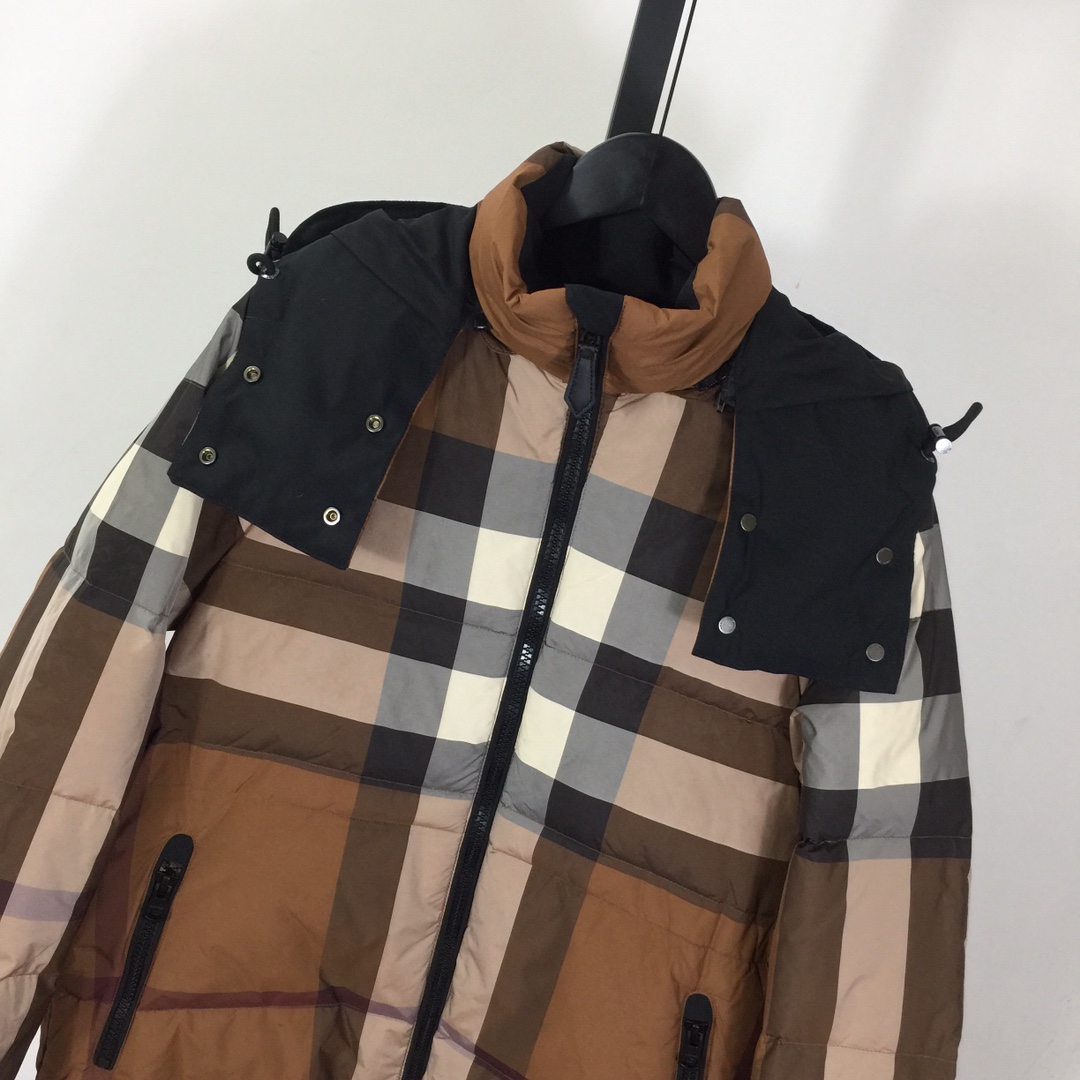 Burberry Puffer Jacket - DesignerGu