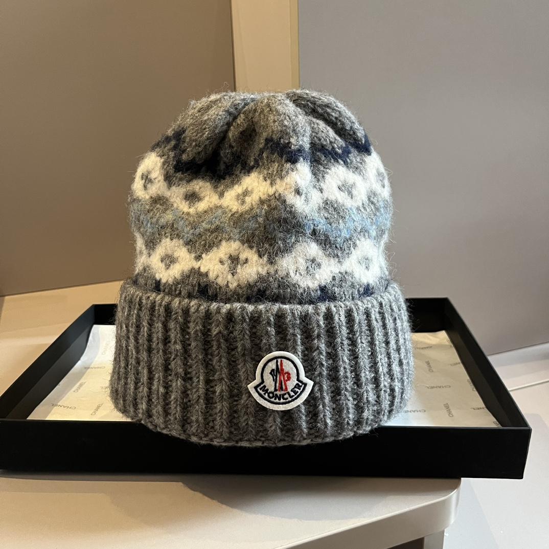 Moncler Beanie  - DesignerGu