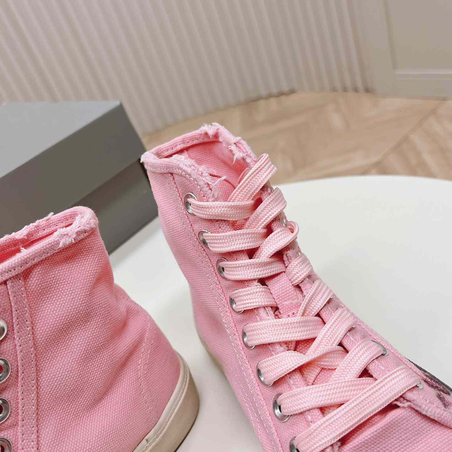 Balenciaga Paris High Top Sneakers - DesignerGu