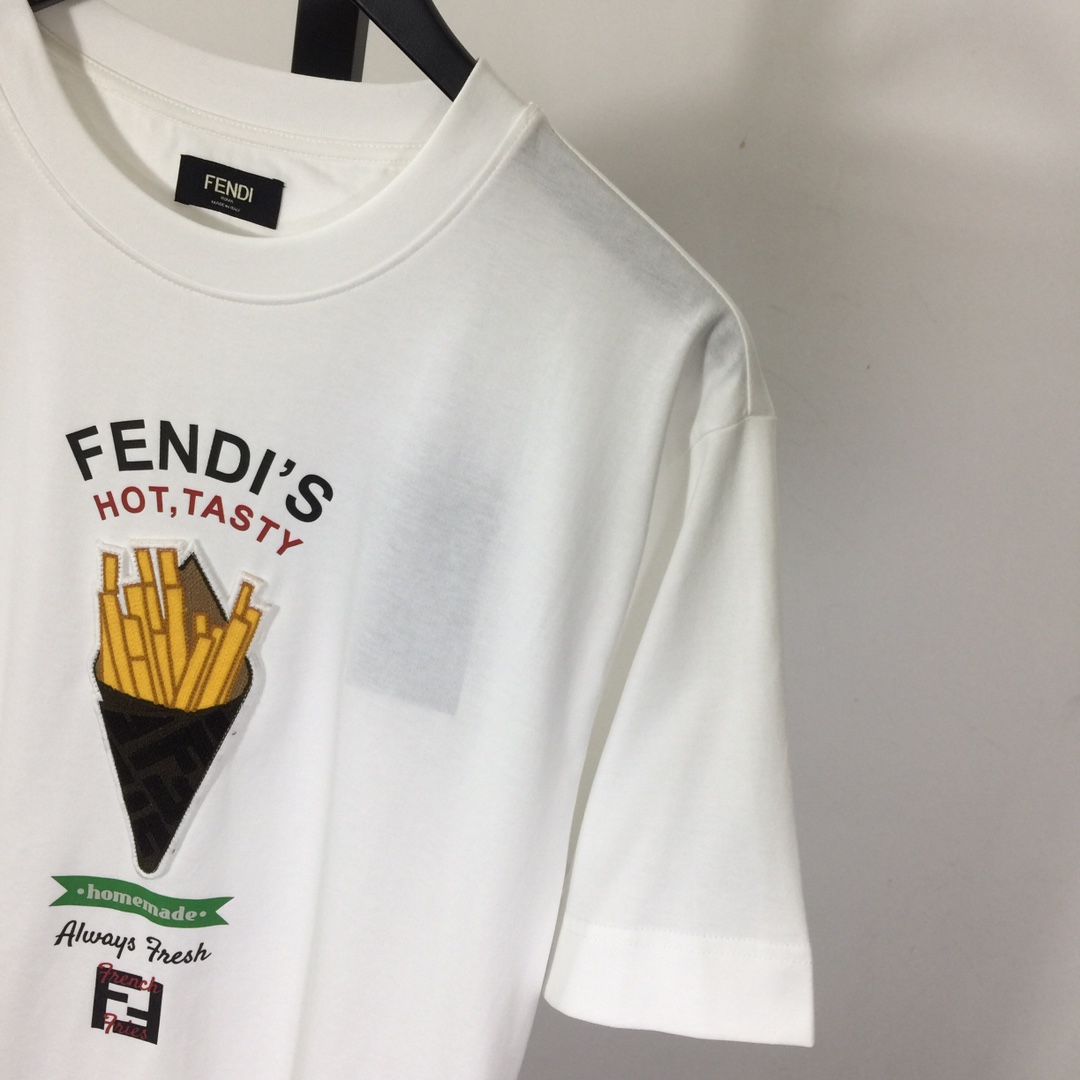 Fendi White Cotton Fendilicious T-shirt - DesignerGu