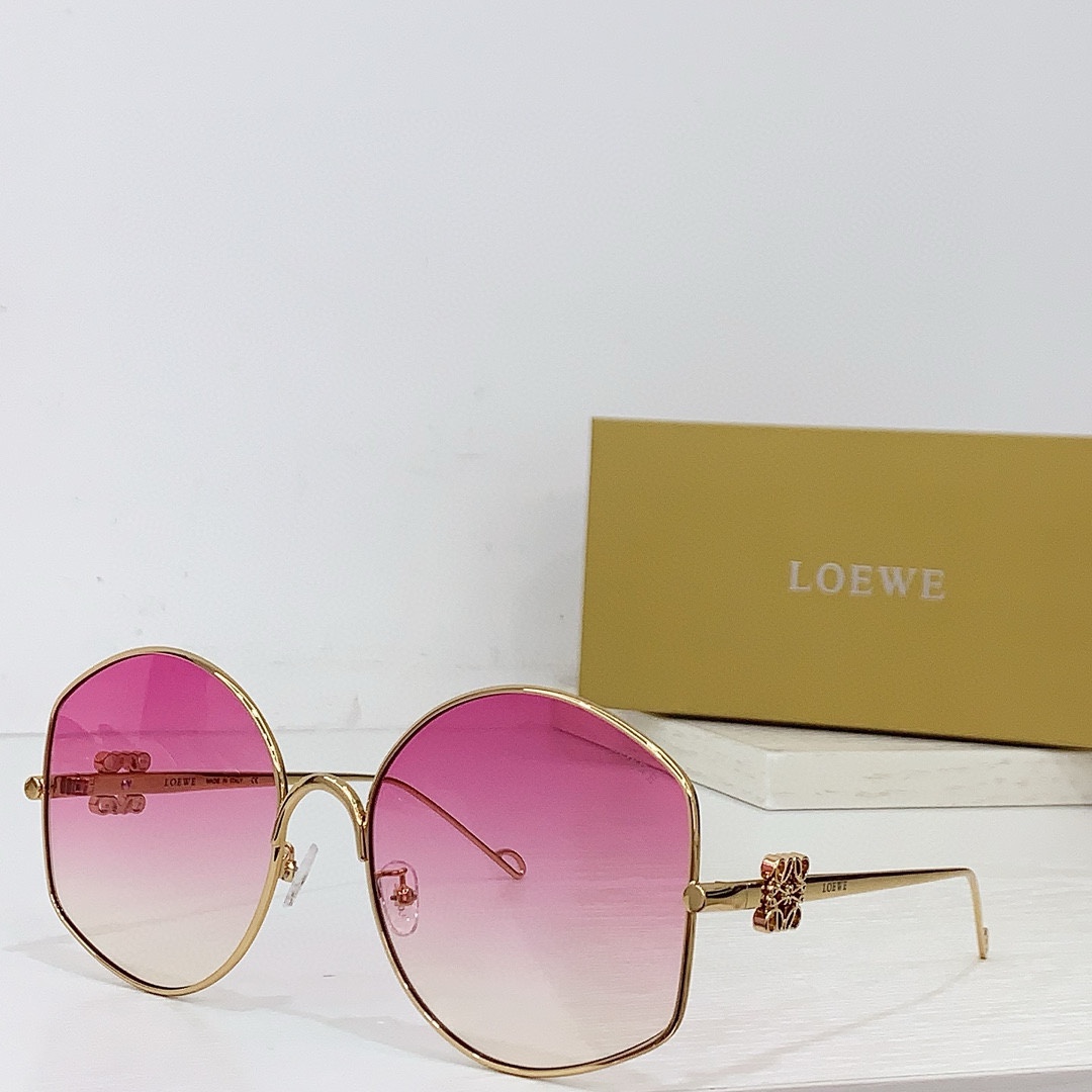 Loewe LW40109U Sunglasses  - DesignerGu