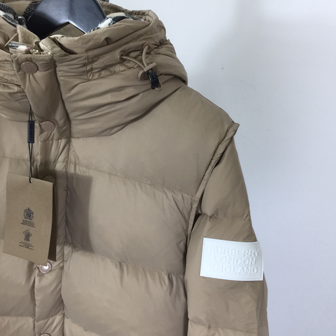 Burberry Puffer Jacket - DesignerGu