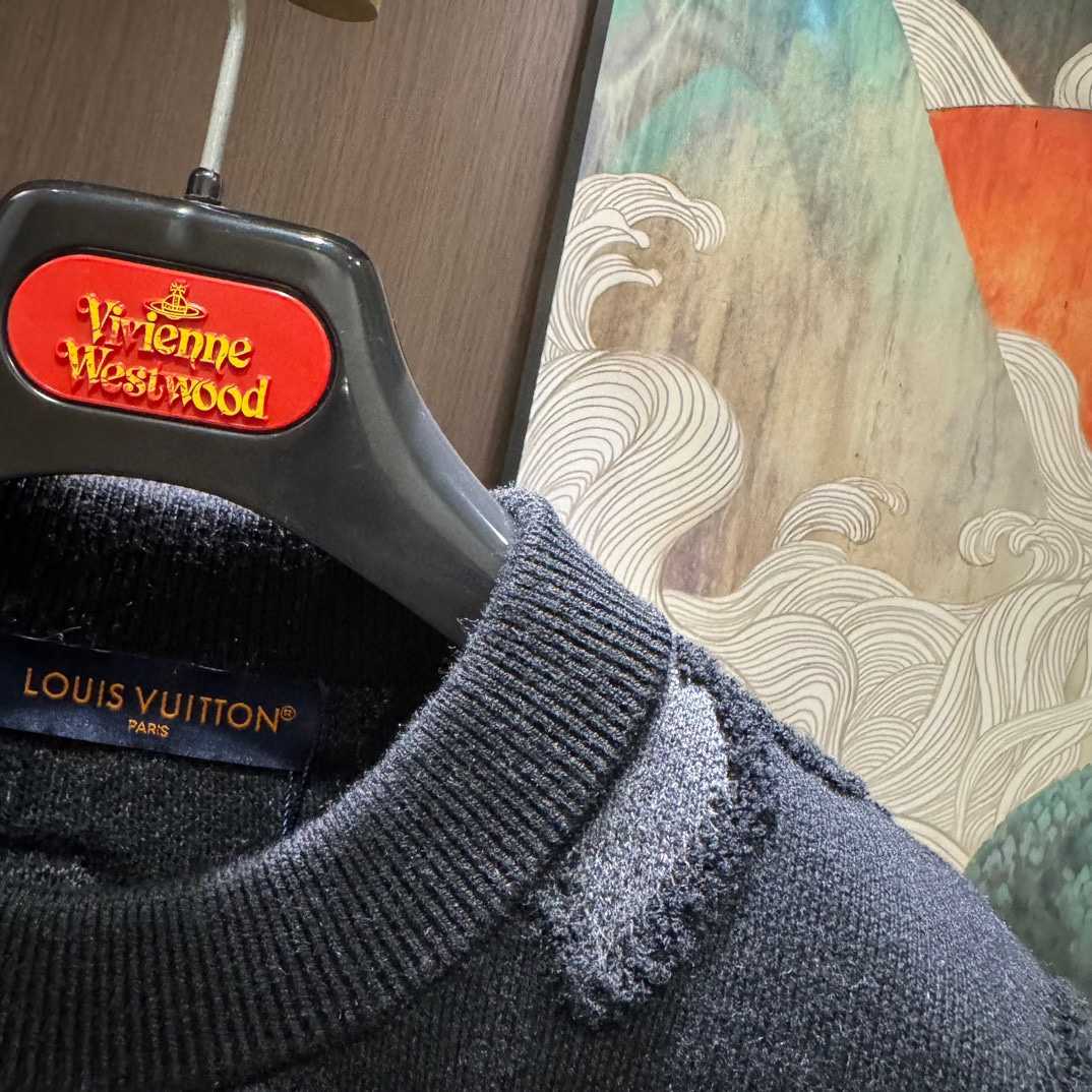 Louis Vuitton Textured Cotton Crewneck   - DesignerGu