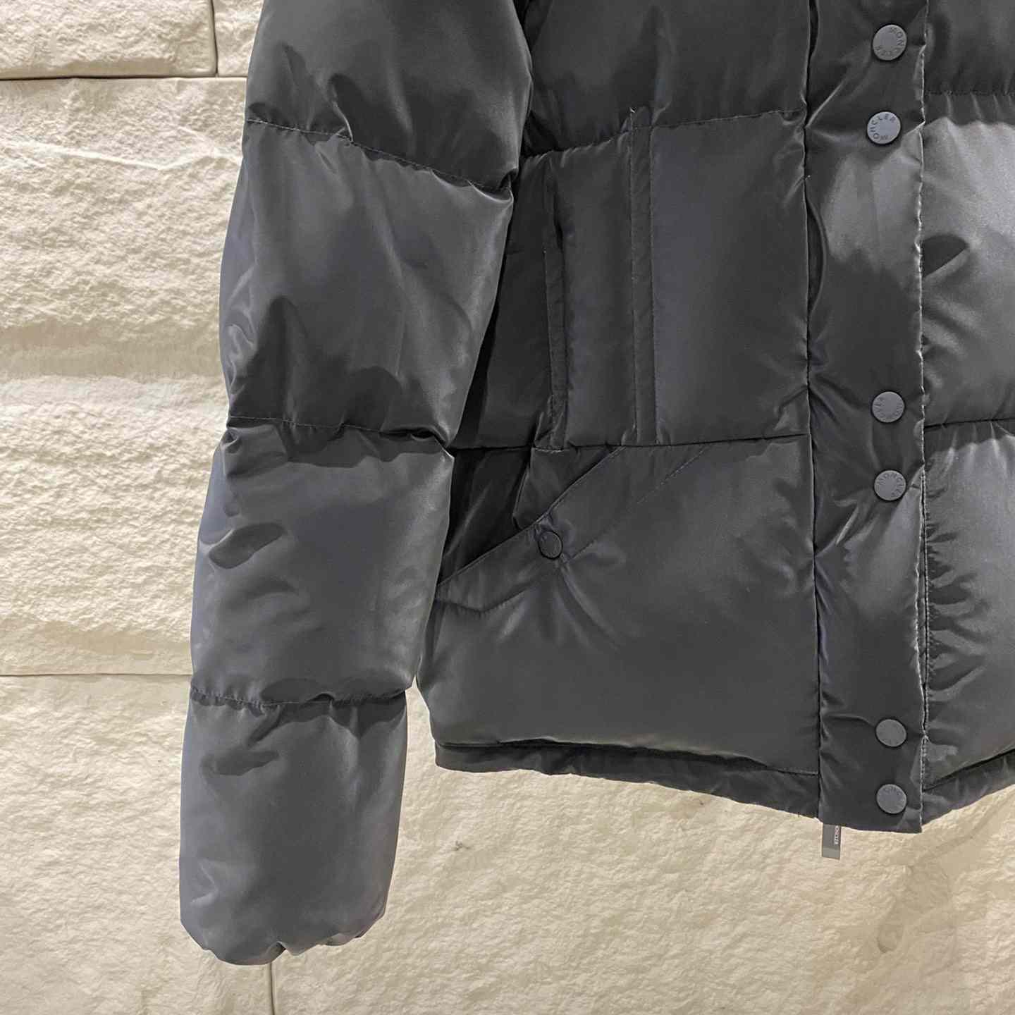 Moncler Allymes 2-in-1 Hooded Short Down Jacket - DesignerGu