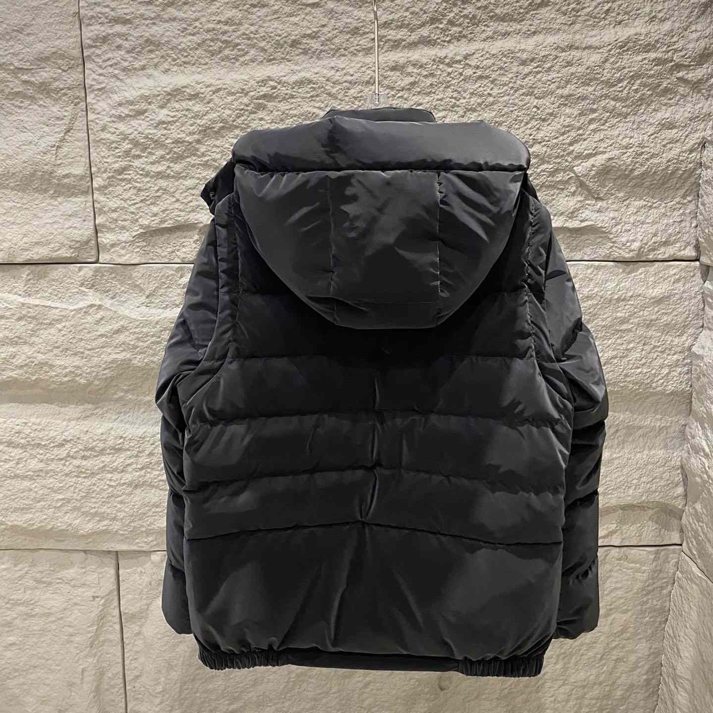 Moncler Allymes 2-in-1 Hooded Short Down Jacket - DesignerGu