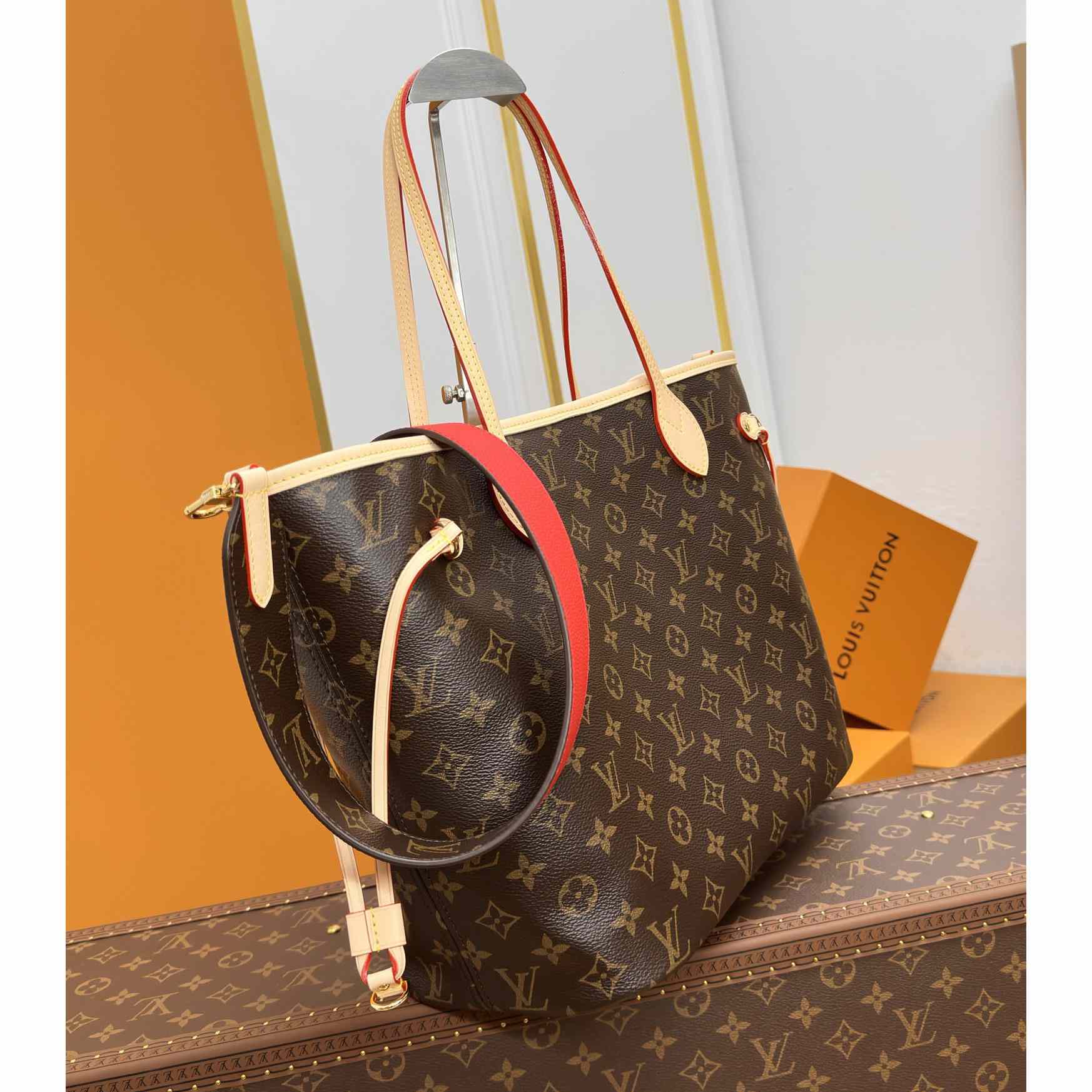 Louis Vuitton Neverfull Bandoulière Inside Out MM   M12096 - DesignerGu