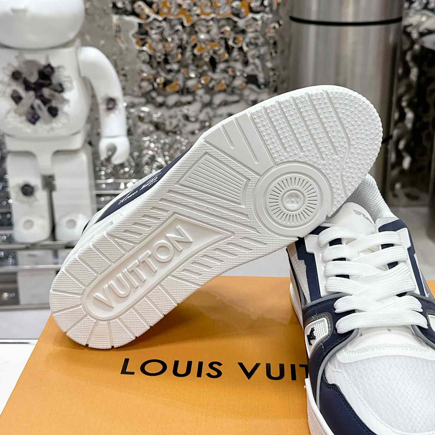 Louis Vuitton LV Trainer Sneaker   1AD6TJ - DesignerGu