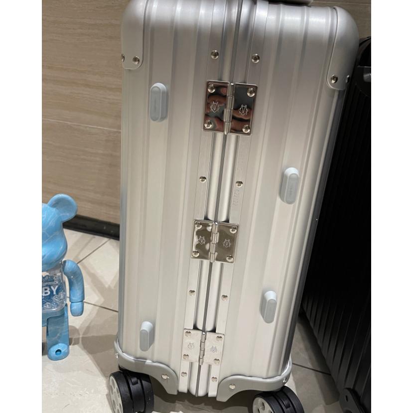 Rimowa Luggage  - DesignerGu