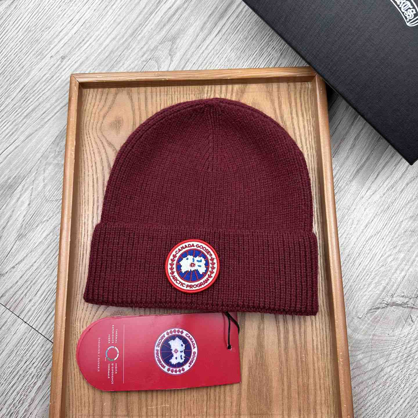 Canada Goose Beanie  - DesignerGu