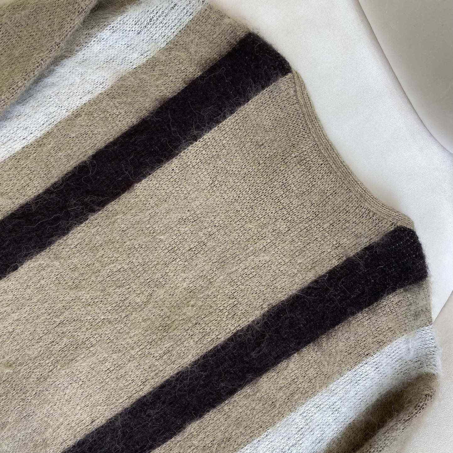 Celine Cardigan In Brushed Mohair - DesignerGu