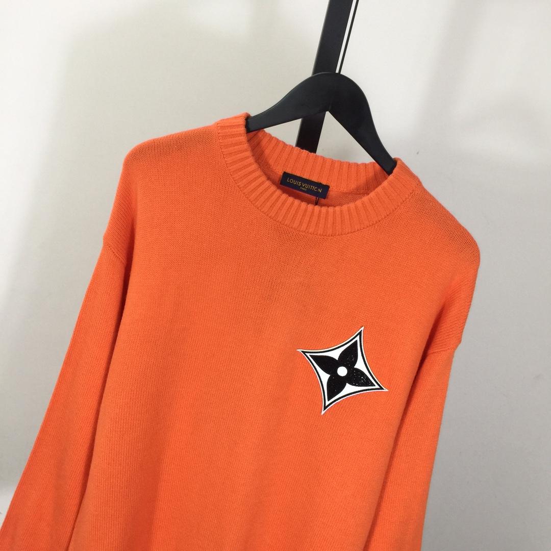 Louis Vuitton Logo Sweater - DesignerGu