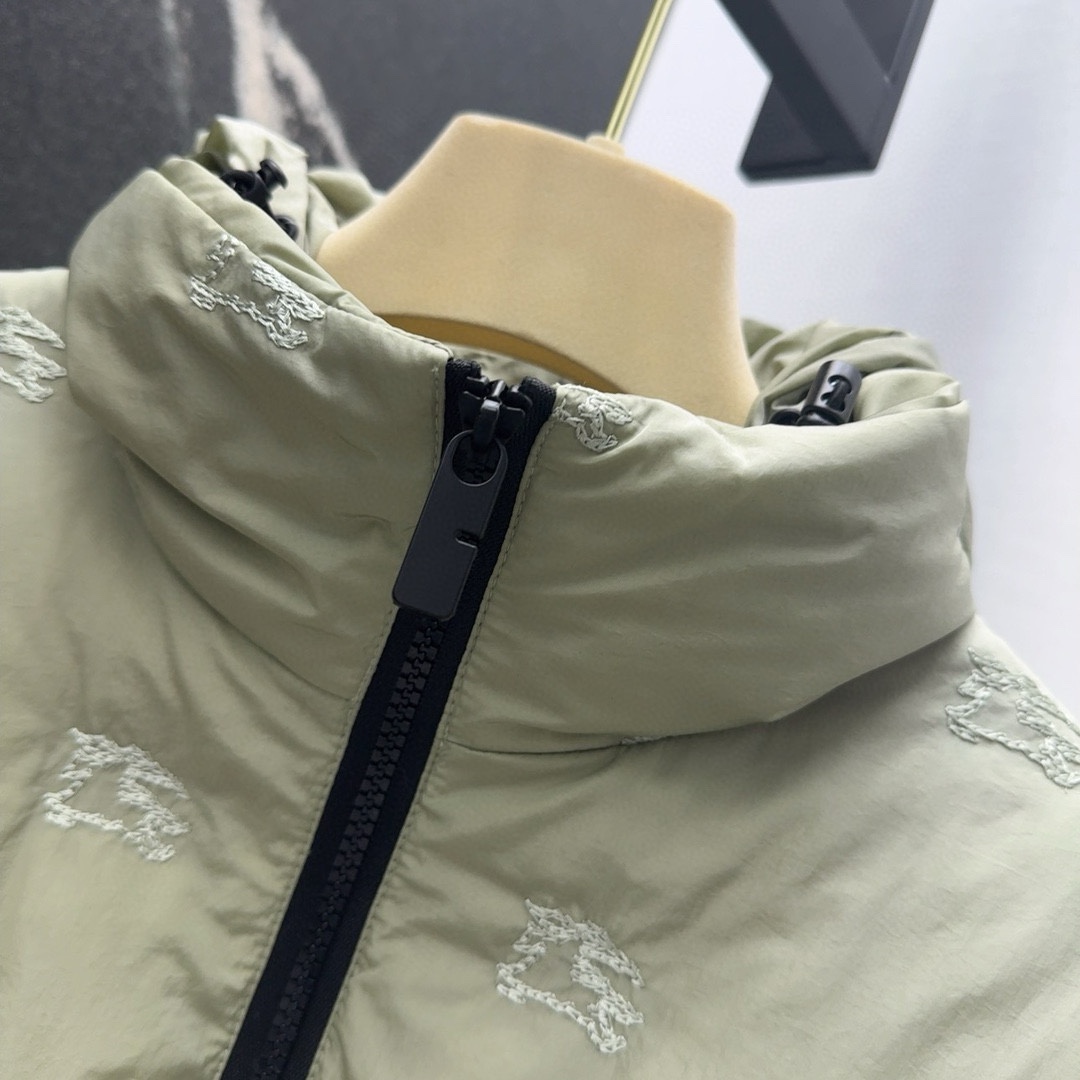 Burberry EKD Nylon Preston Padded Jacket - DesignerGu