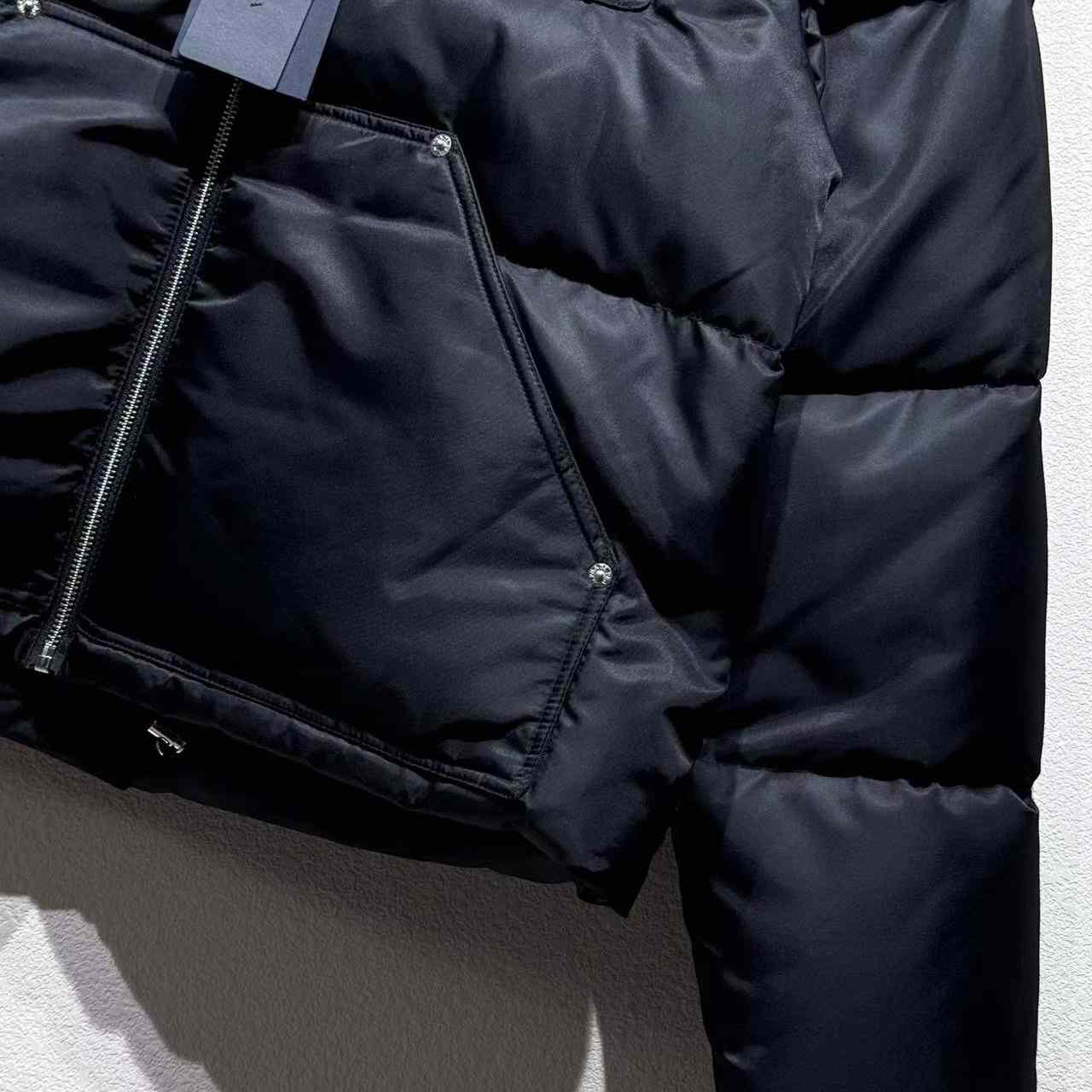 Prada Cropped Re-Nylon Down Jacket - DesignerGu