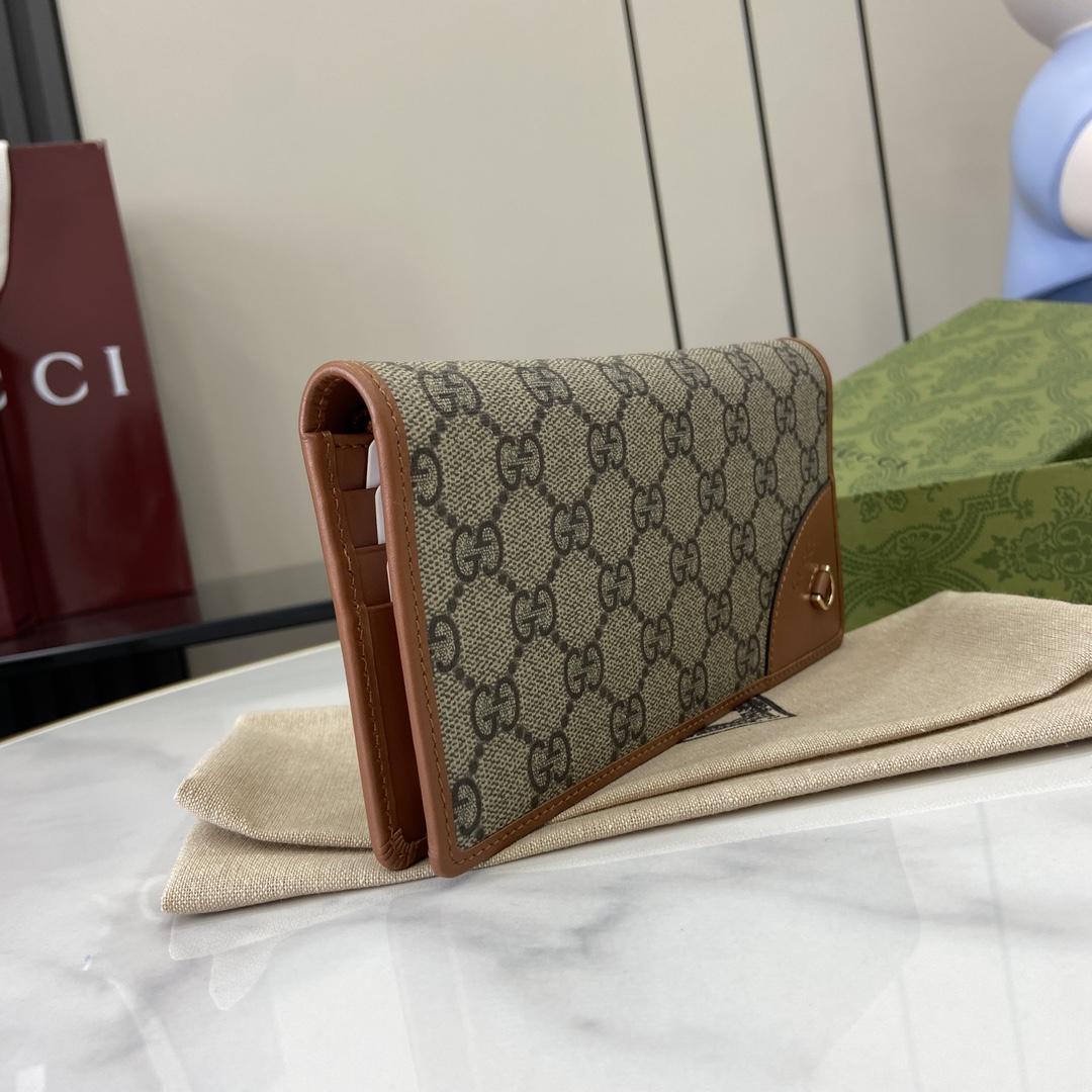 Gucci GG Emblem Continental Wallet - DesignerGu