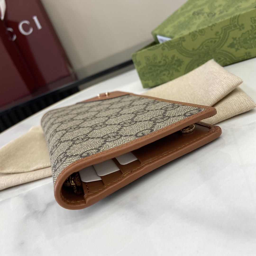 Gucci GG Emblem Continental Wallet - DesignerGu