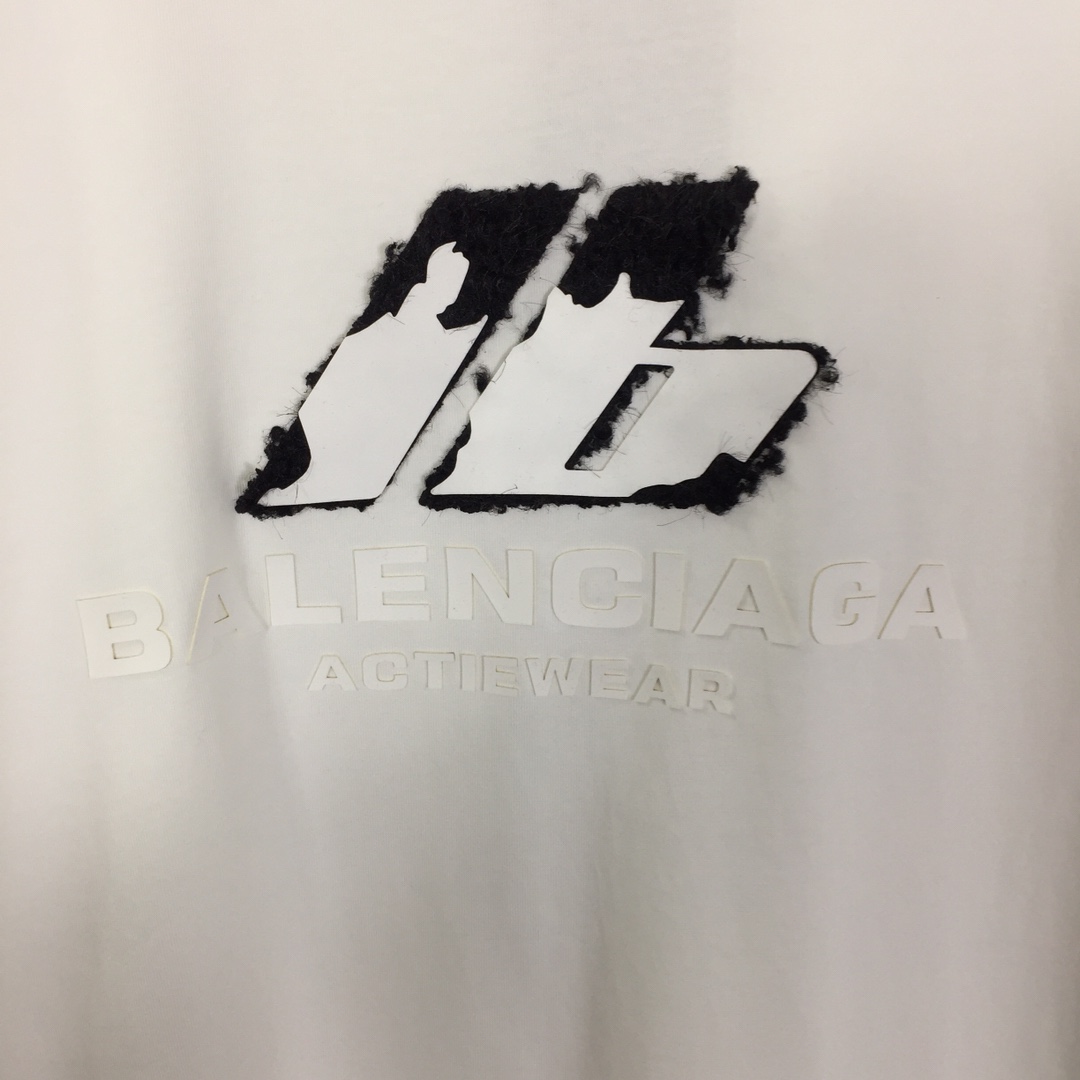 Balenciaga Logo T-Shirt - DesignerGu