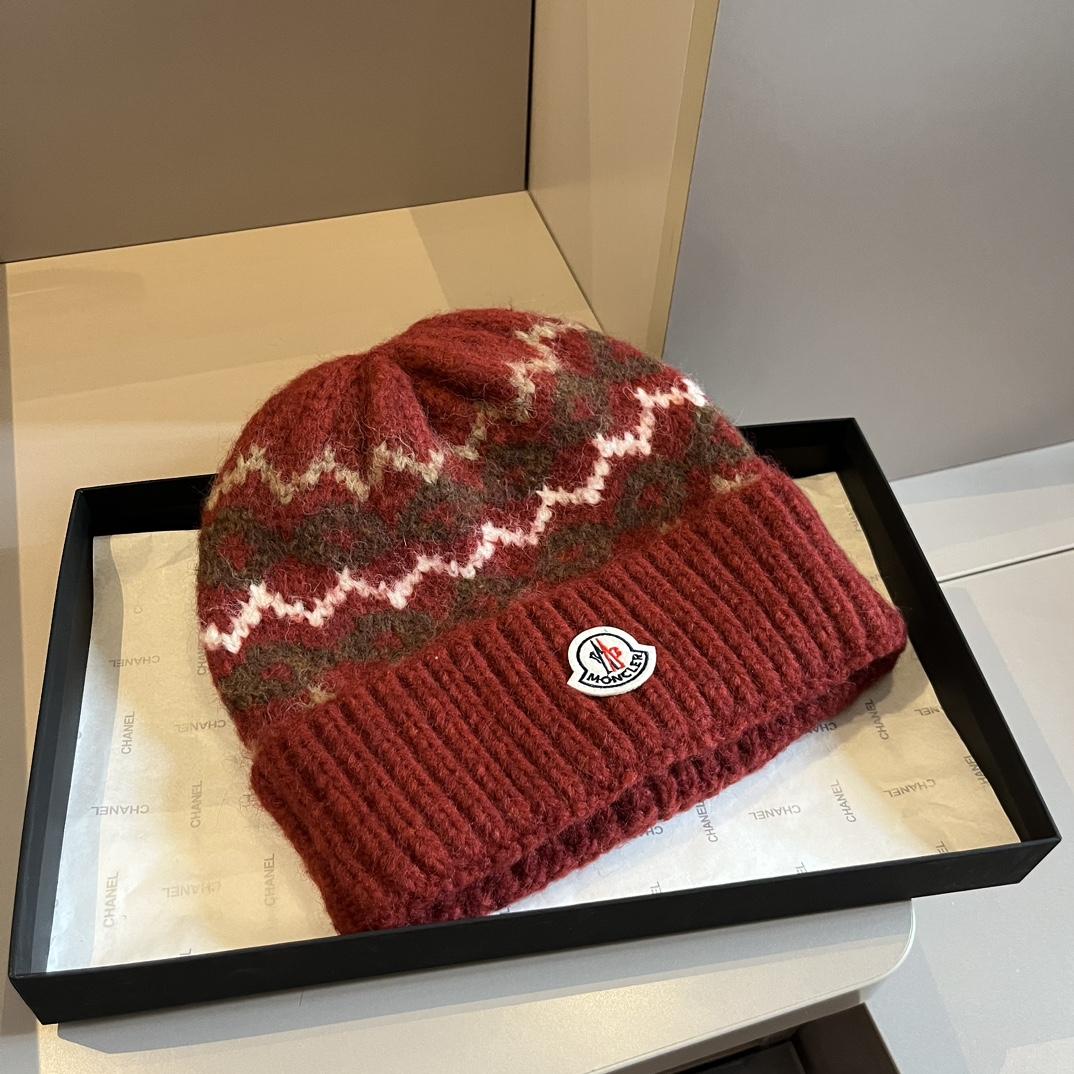 Moncler Beanie  - DesignerGu