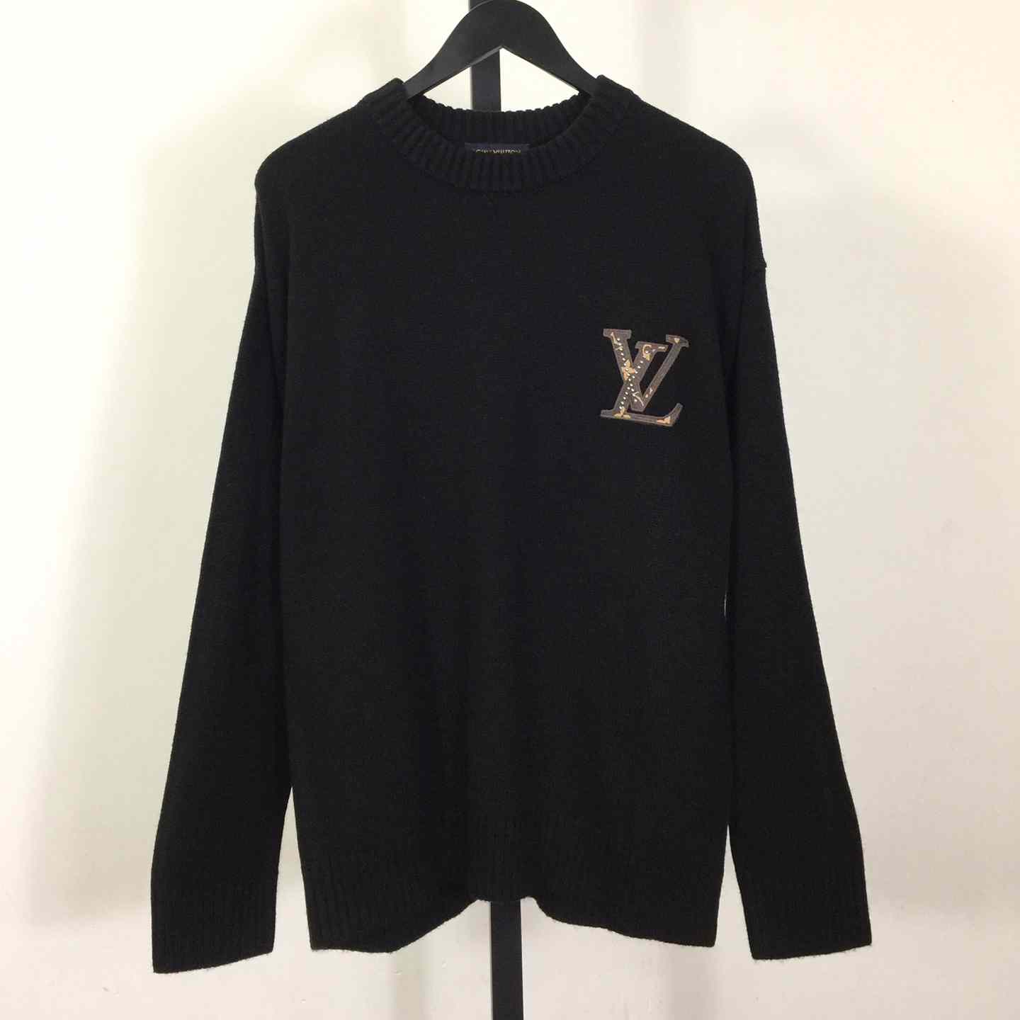 Louis Vuitton Logo Sweater - DesignerGu