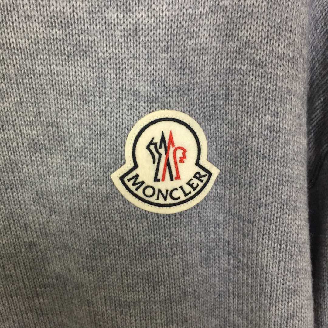 Moncler Logo Sweater - DesignerGu