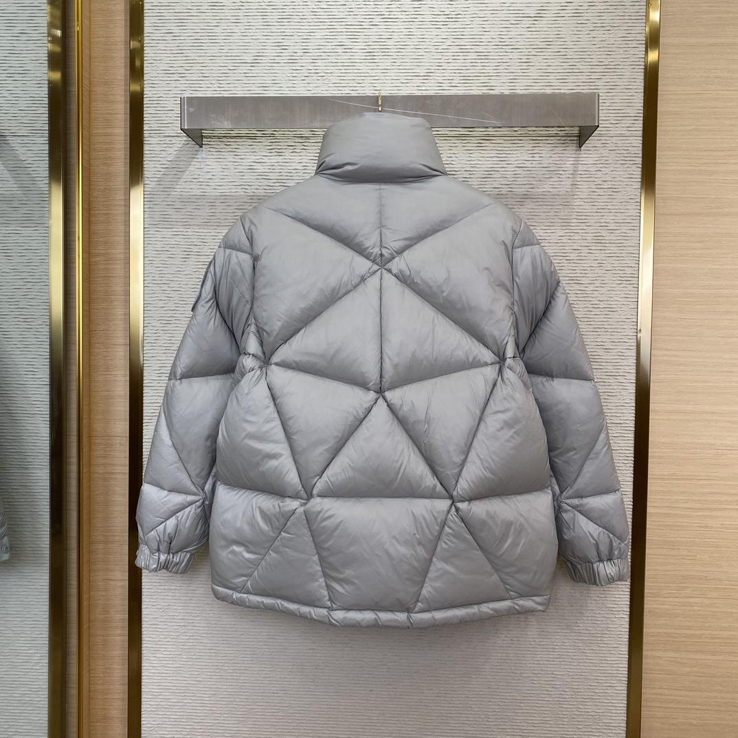 Moncler x Pharrell Oak Short Down Jacket - DesignerGu