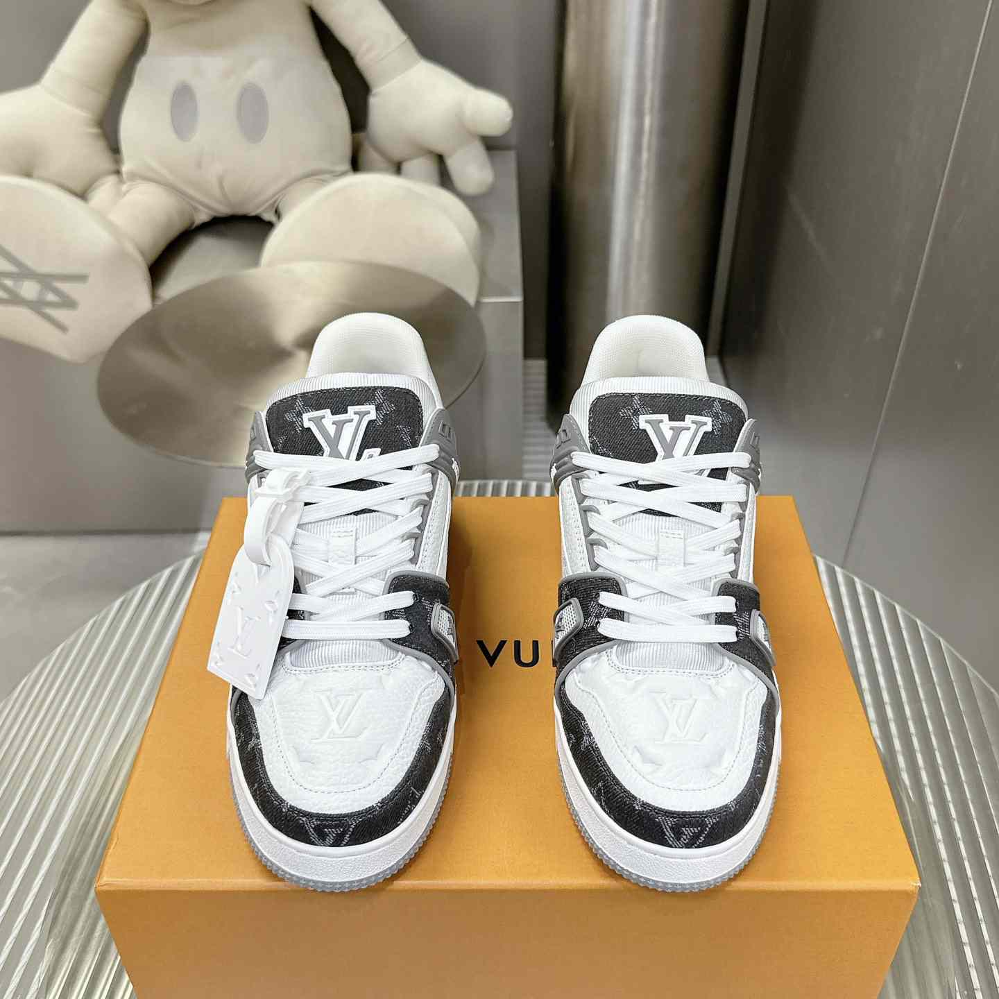 Louis Vuitton LV Trainer Sneaker   1ADF5A - DesignerGu