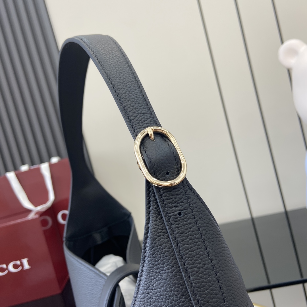 Gucci Jackie Large Shoulder Bag - DesignerGu