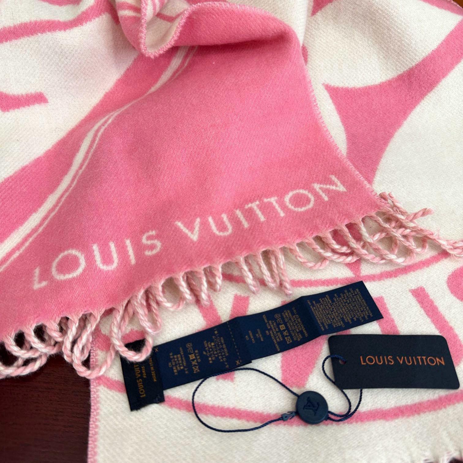 Louis Vuitton Lock And Keys Scarf  M92856 - DesignerGu