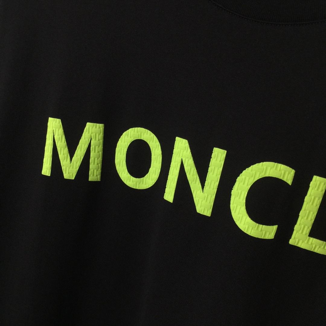 Moncler Logo T-Shirt - DesignerGu