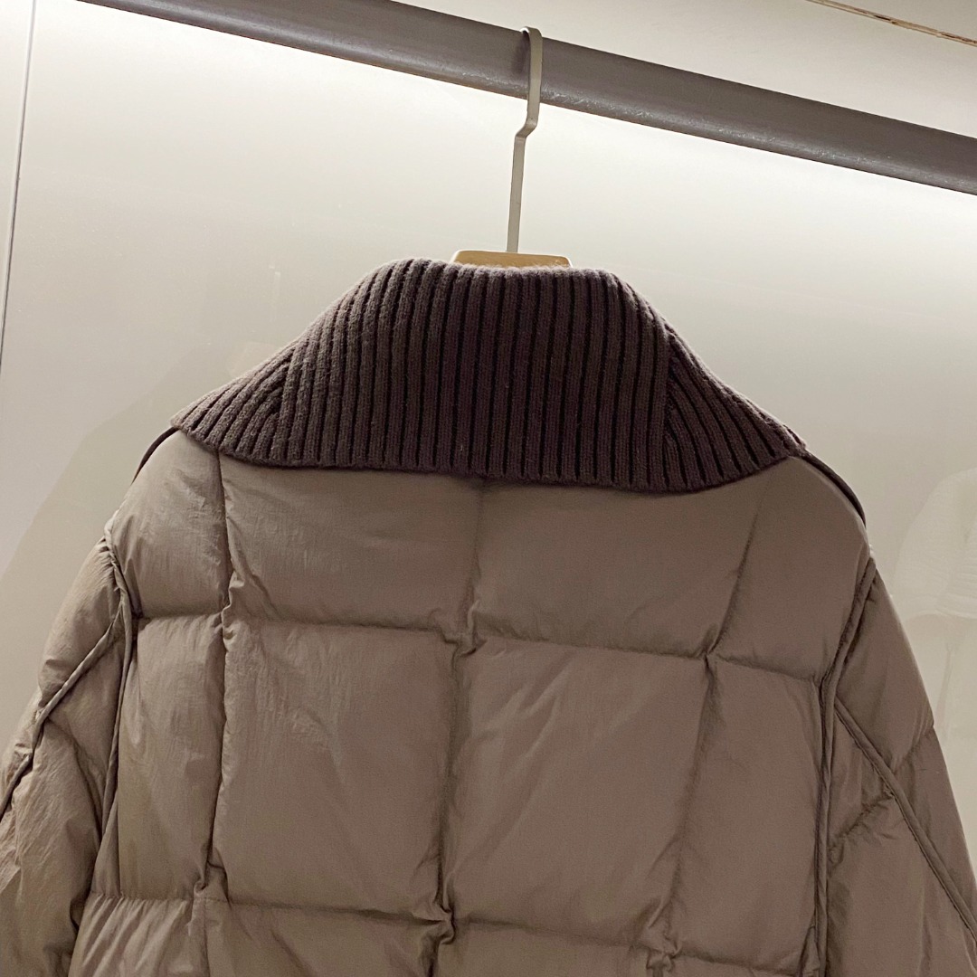 Moncler Jadeite Short Down Jacket - DesignerGu