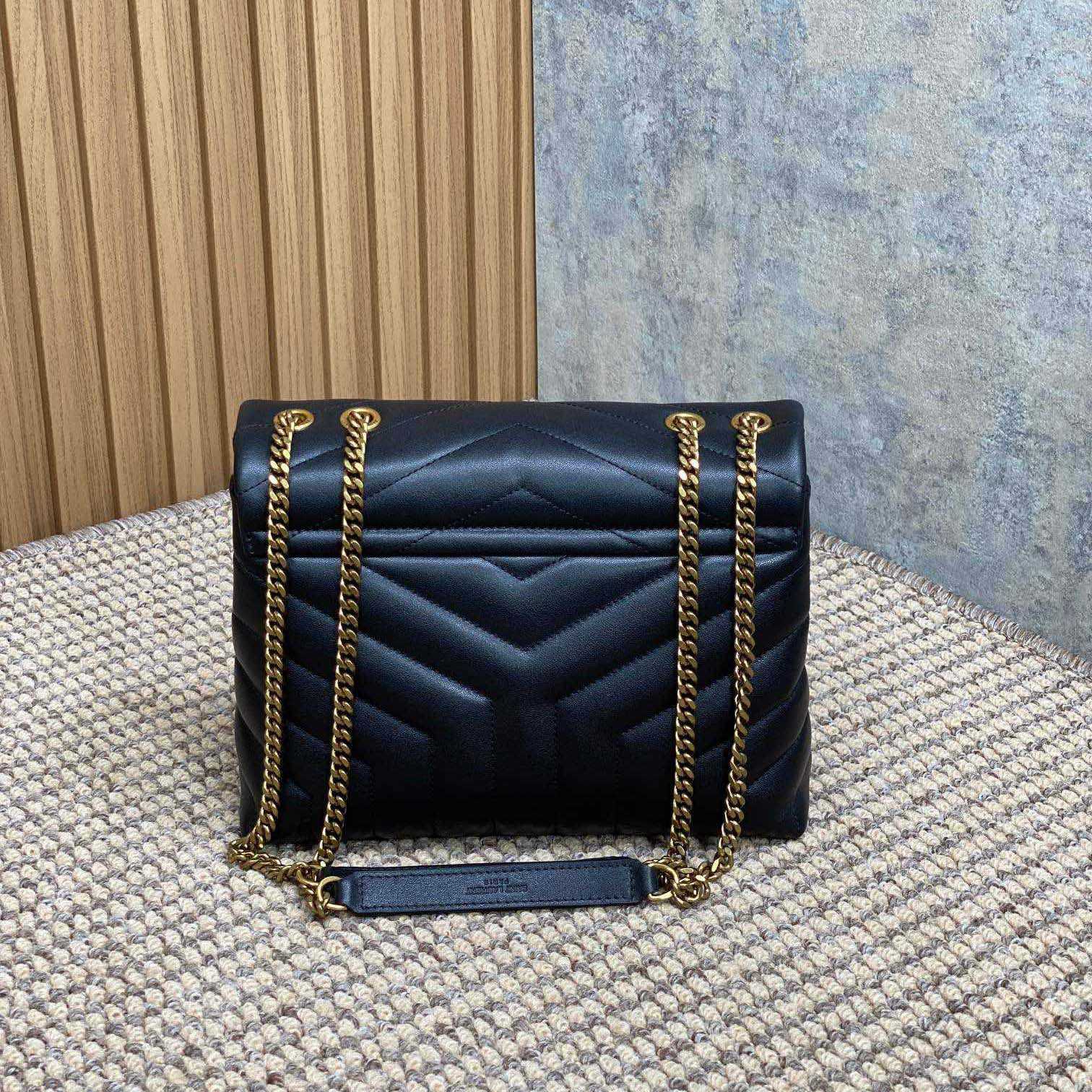 Saint Laurent Loulou Shoulder Bag   25x17x9cm - DesignerGu