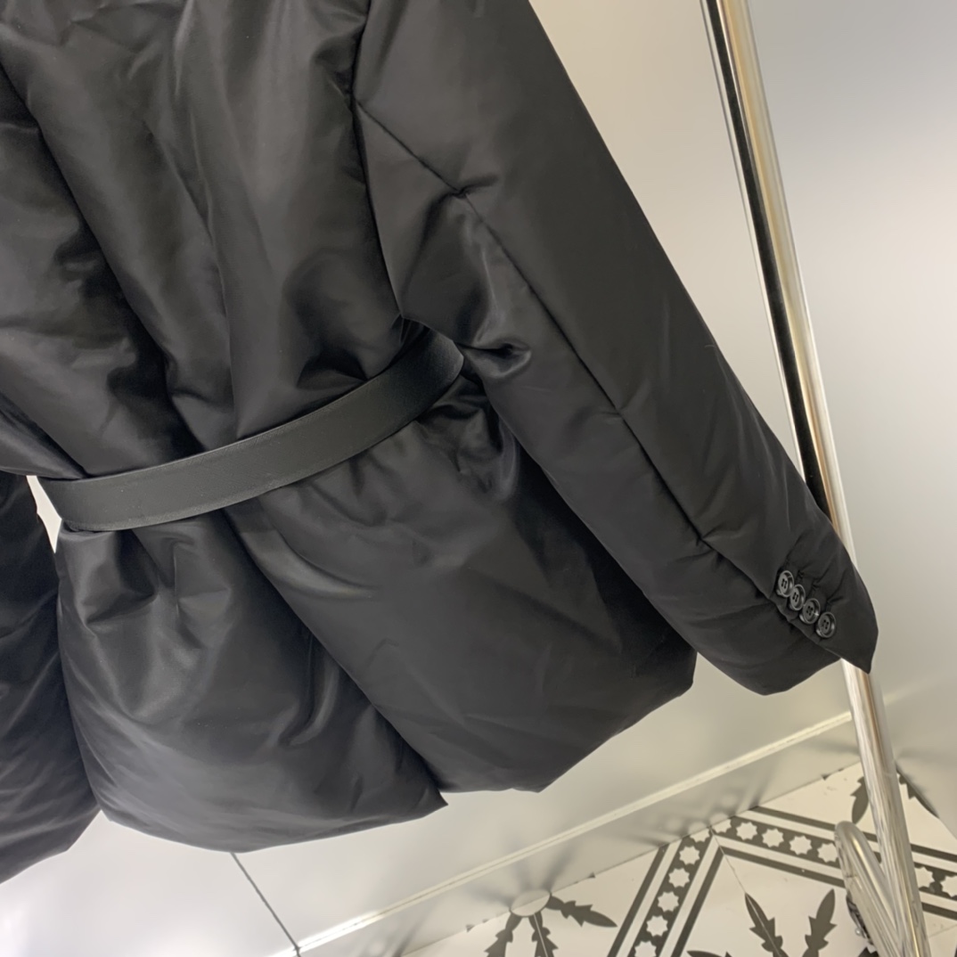 Prada Nylon Jacket - DesignerGu