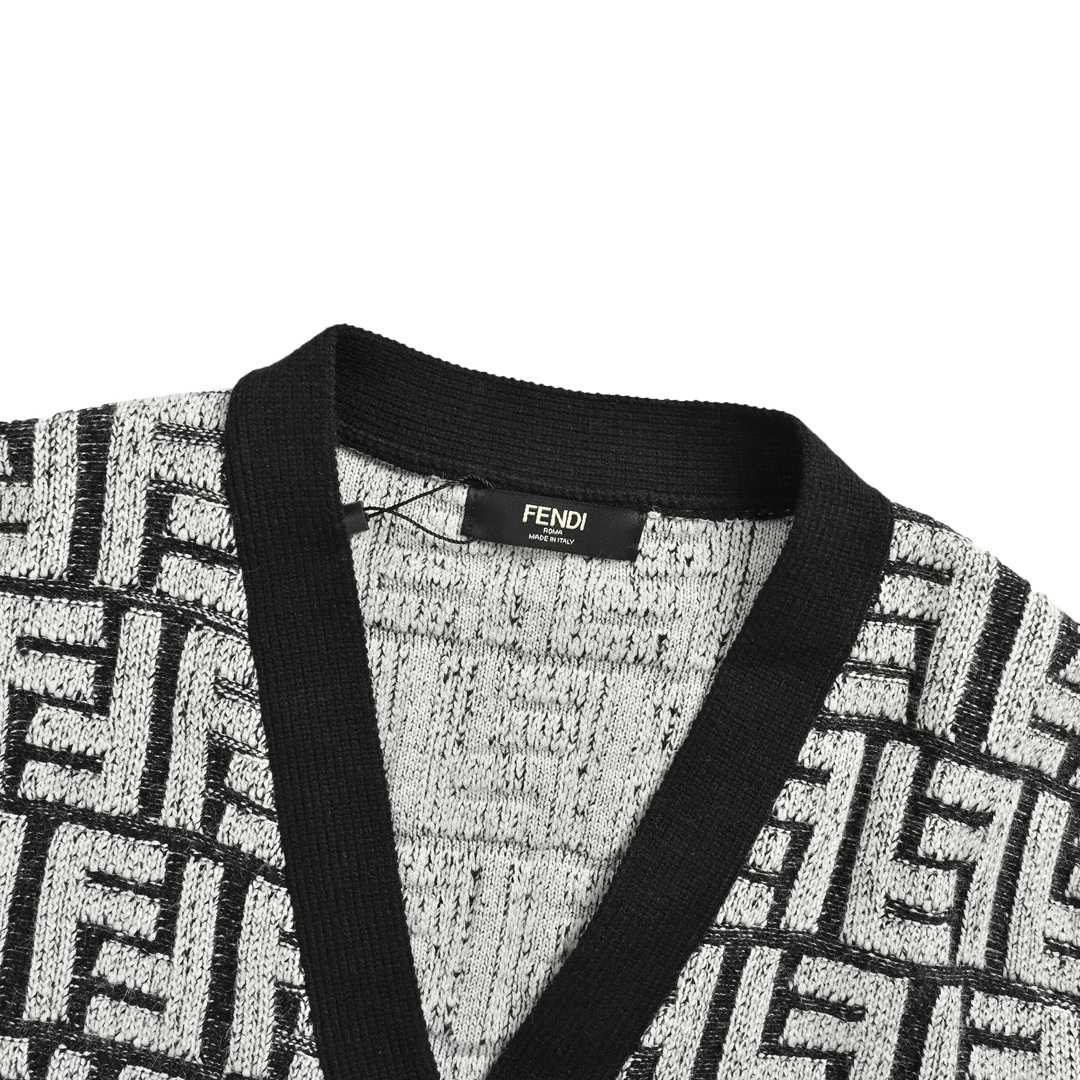 Fendi Cardigan - DesignerGu