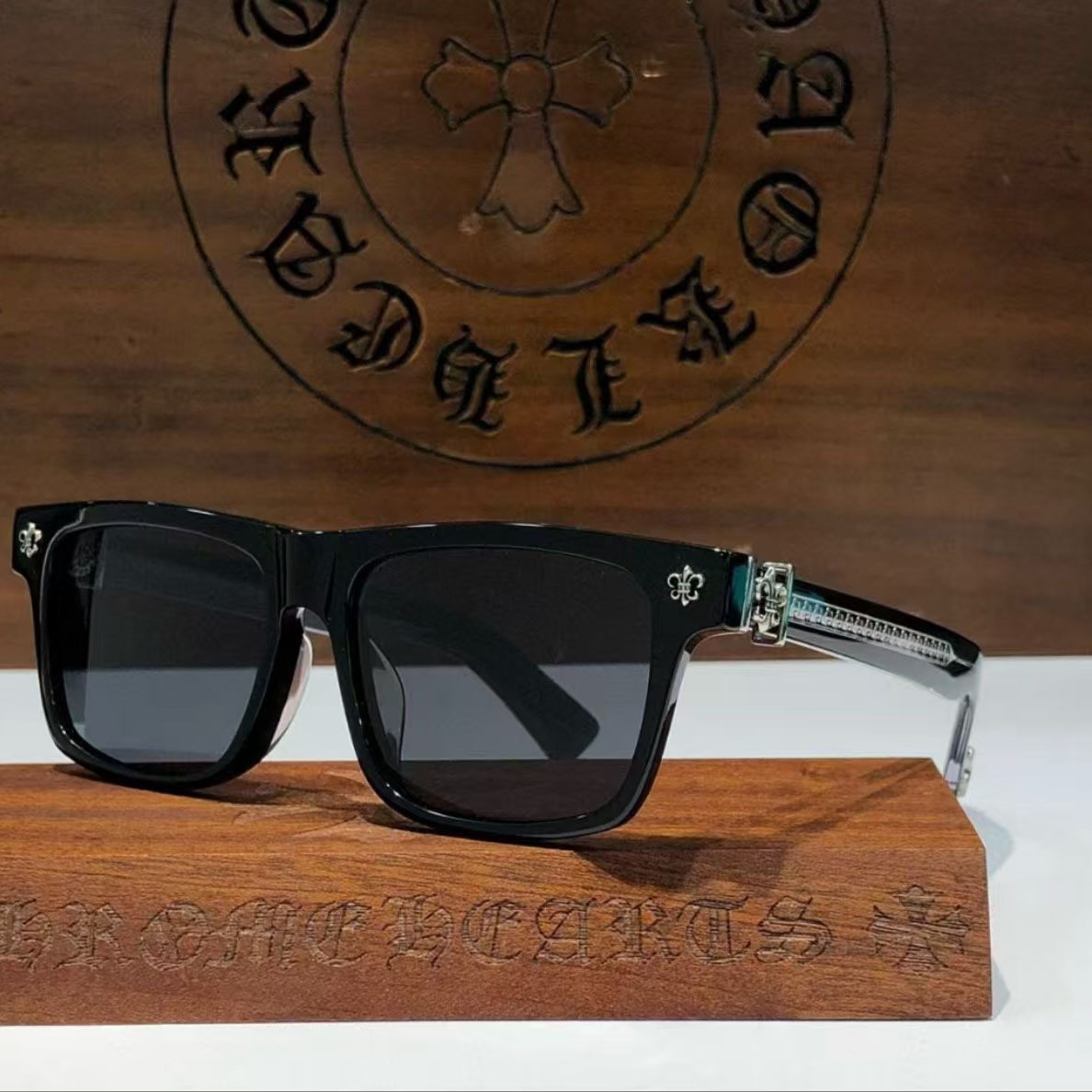 Chrome Hearts Glasses - DesignerGu