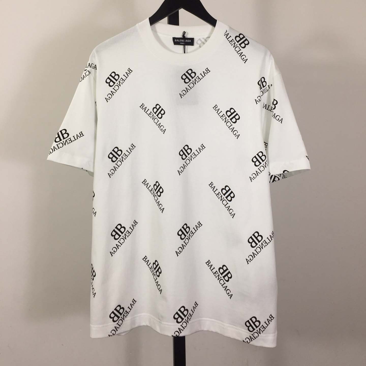 Balenciaga Logo T-Shirt - DesignerGu