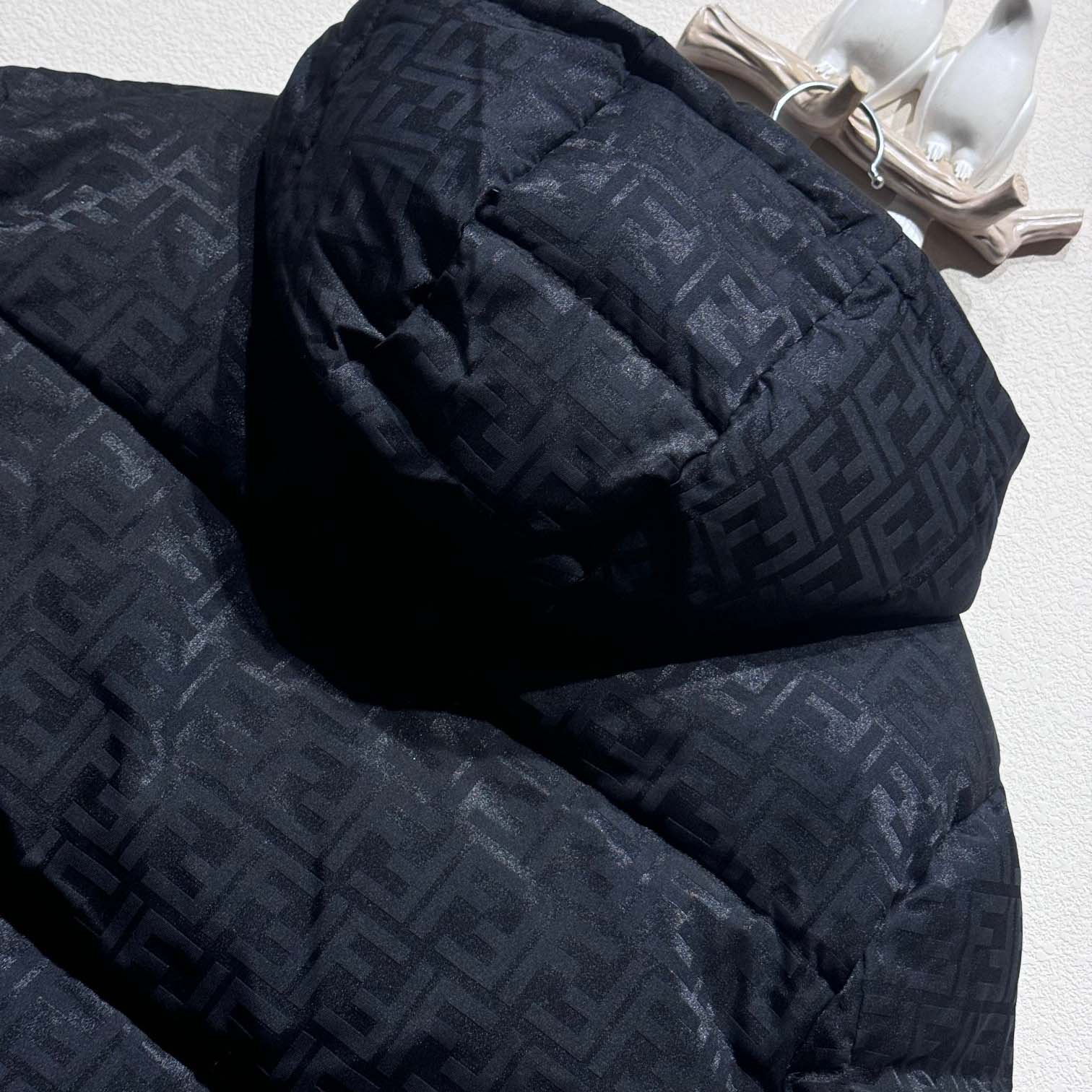 Fendi Black FF Nylon Down Jacket - DesignerGu