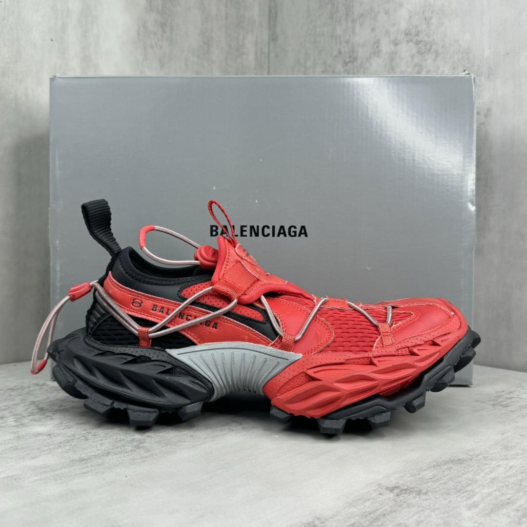 Balenciaga Hike Sneaker In Red And Black  - DesignerGu