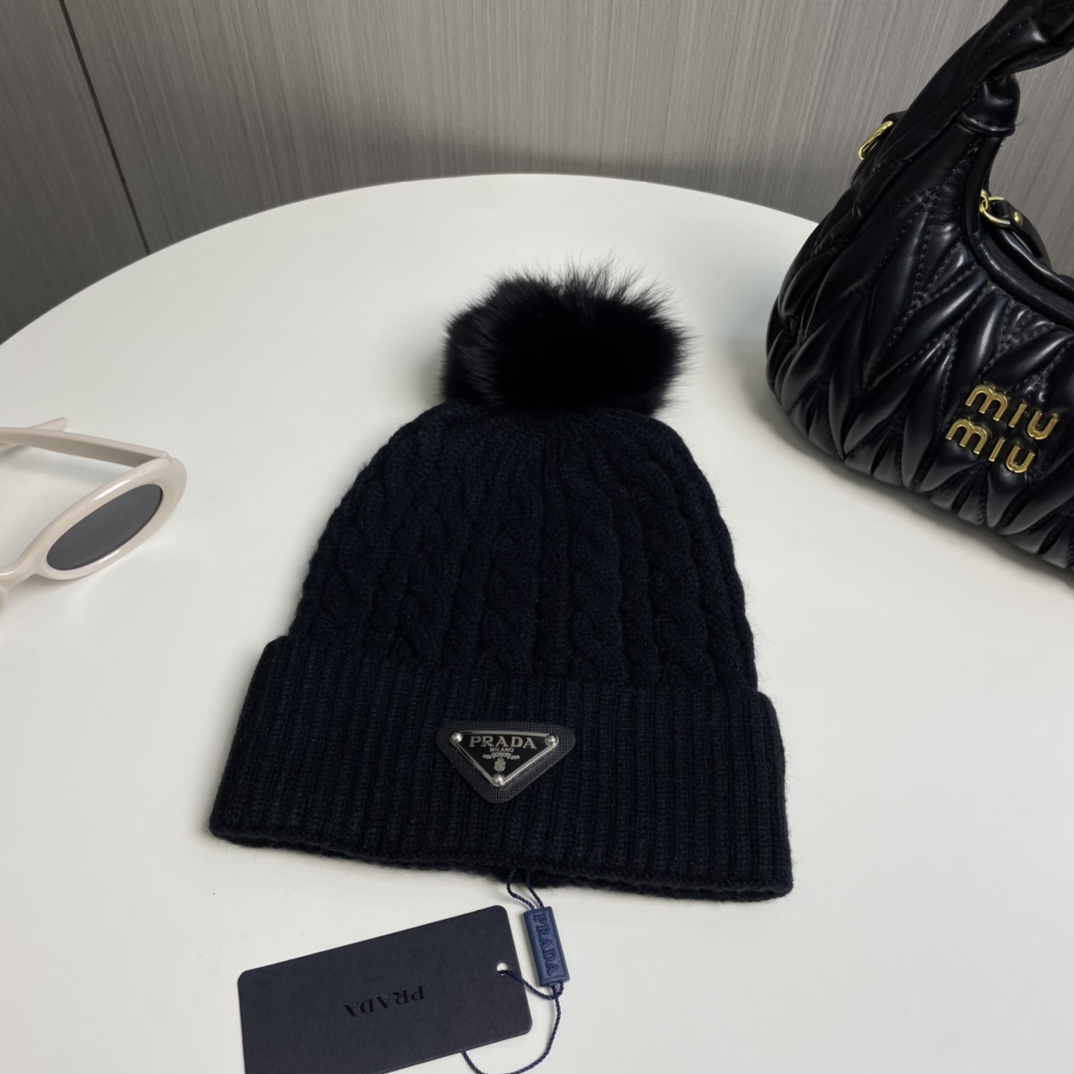 Prada Beanie - DesignerGu