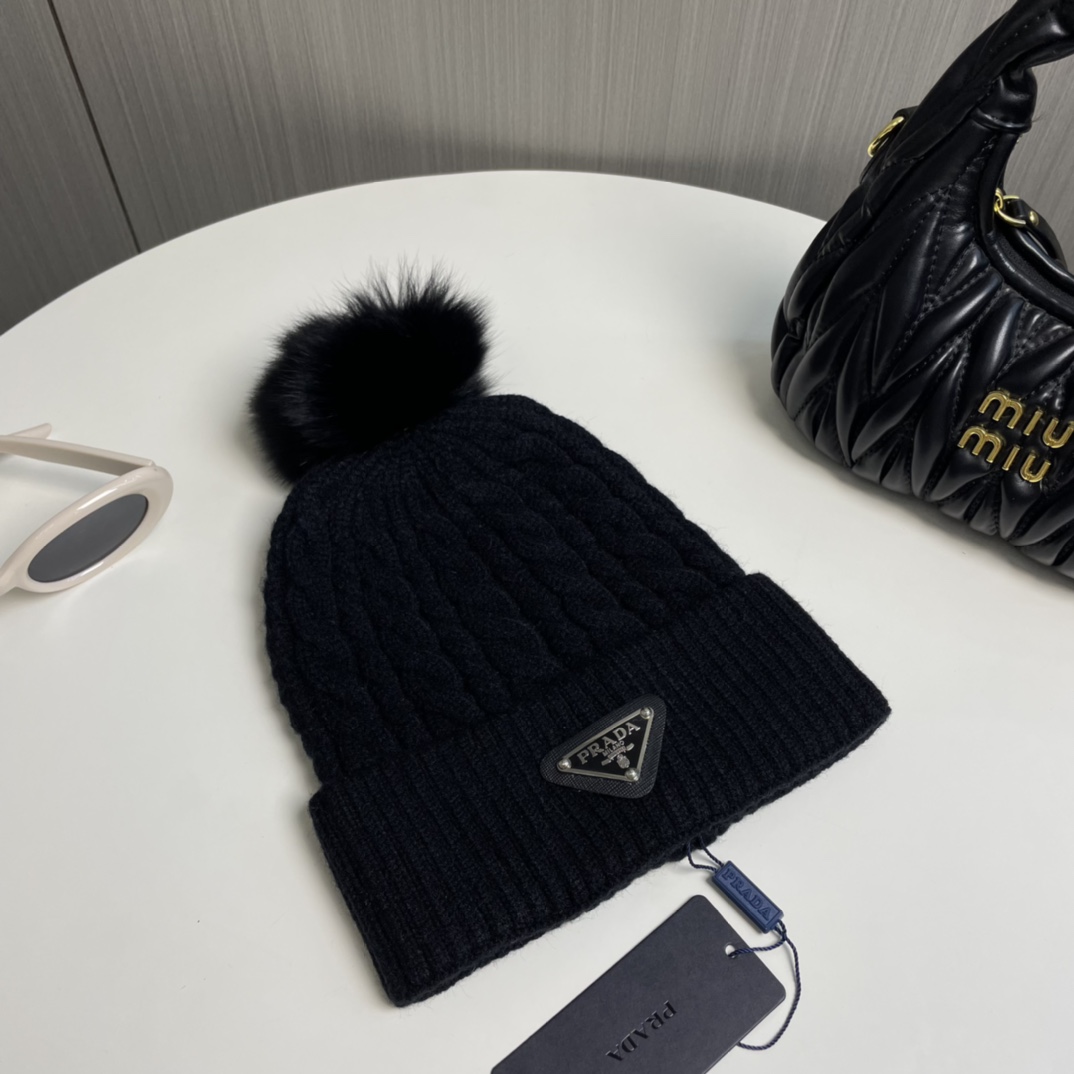 Prada Beanie - DesignerGu