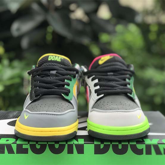 Division Street x Nike Dunk Low“What The Ducks Of A Feather” Sneakers    HV1454-001 - DesignerGu