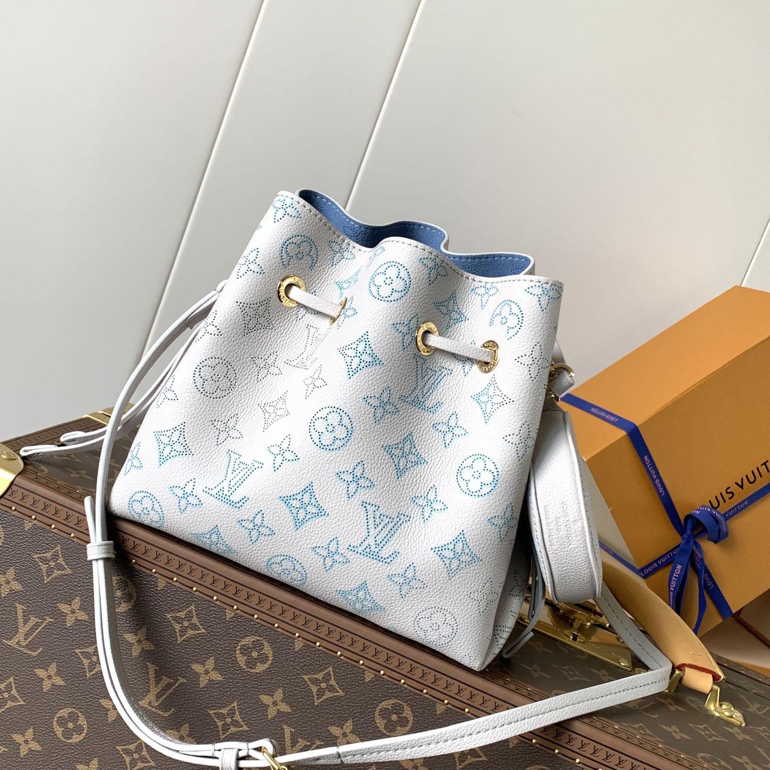 Louis Vuitton Bella Tote  M12127 - DesignerGu