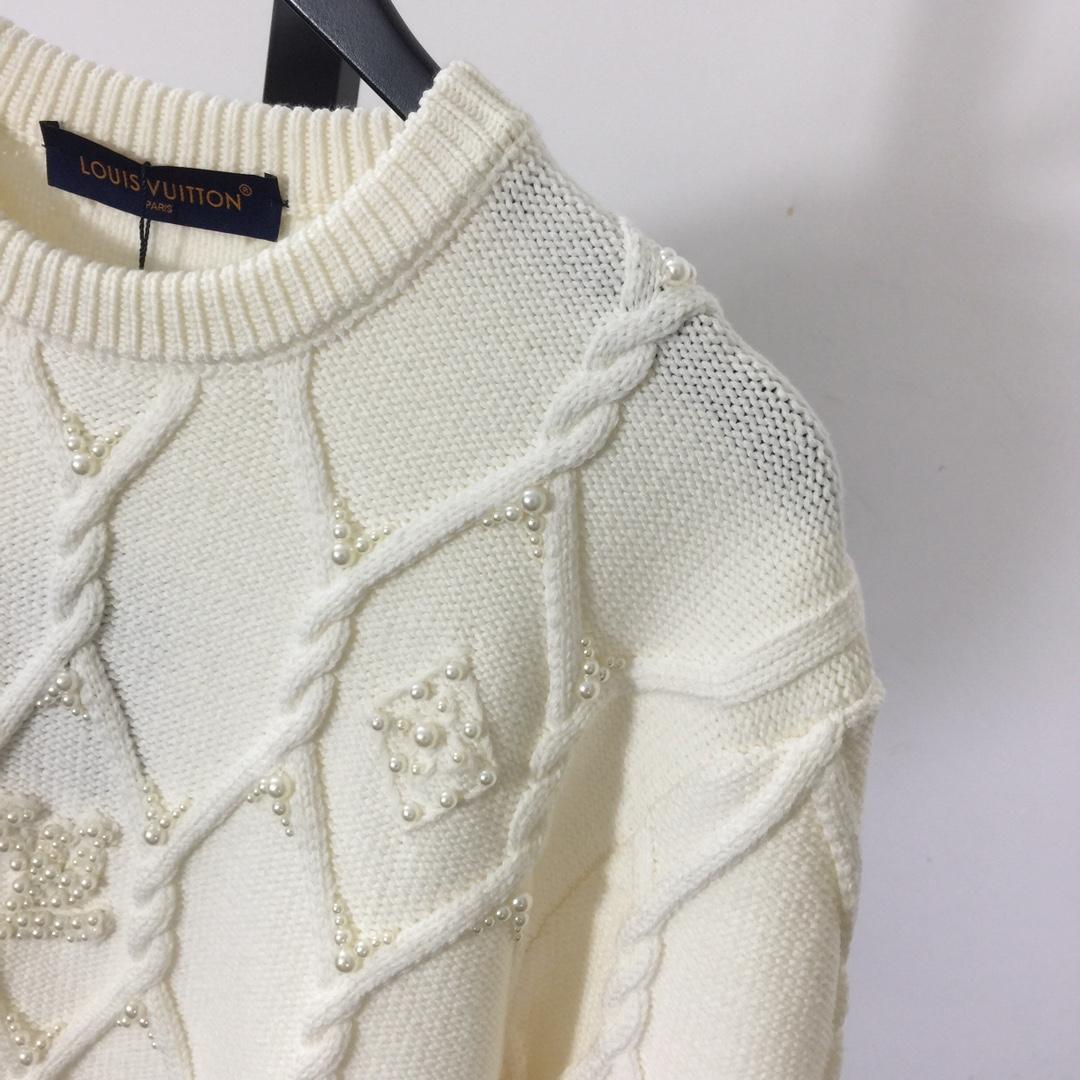 Louis Vuitton Embellished Cable Knit Wool Blend Pullover - DesignerGu