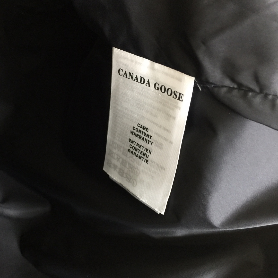 Canada Goose Black Label Down Vest - DesignerGu